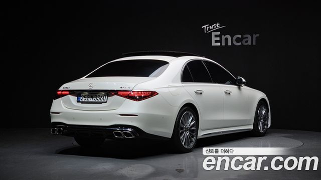 Mercedes-Benz S-Class 2023 — photo 2