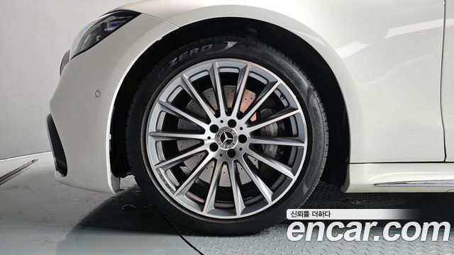 Mercedes-Benz S-Class 2023 — photo 5