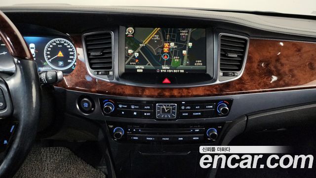 Hyundai Equus 2014 — photo 15