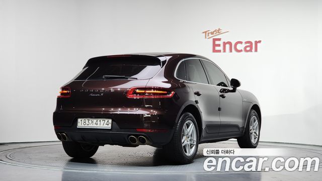 Porsche Macan 2017 — photo 2