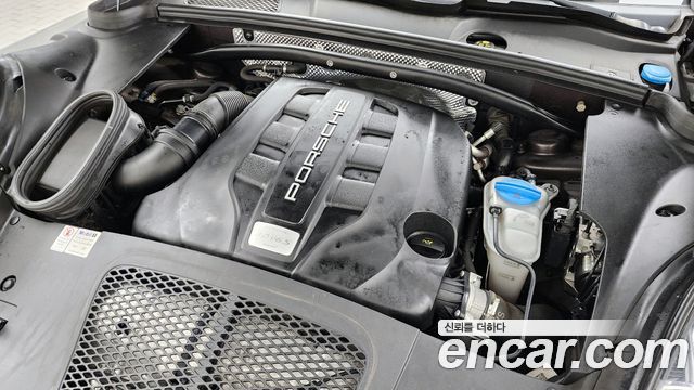 Porsche Macan 2017 — photo 6