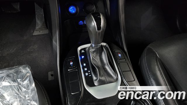 Hyundai Santafe 2016 — photo 9