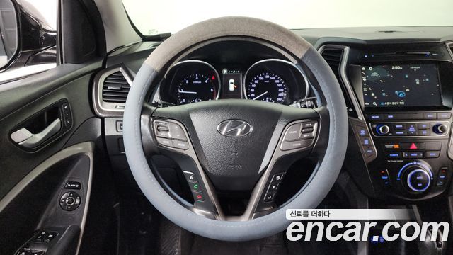 Hyundai Santafe 2016 — photo 13