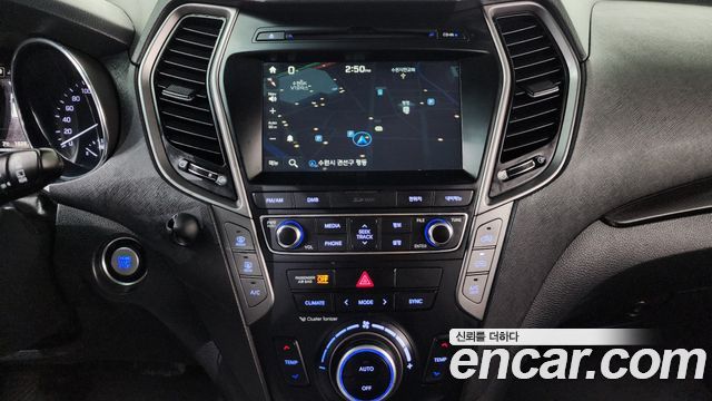 Hyundai Santafe 2016 — photo 16