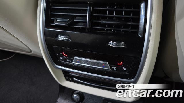 BMW X7 2019 — photo 18