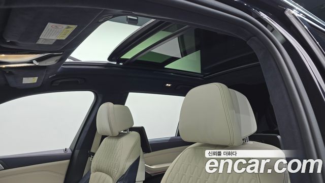 BMW X7 2019 — photo 19