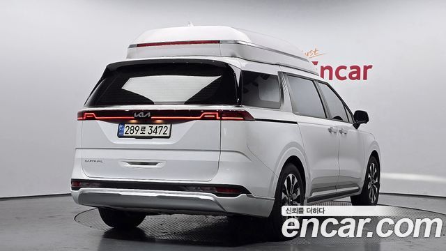 Kia Canival 2022 — photo 2