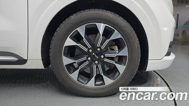 Kia Canival 2022 — photo 5