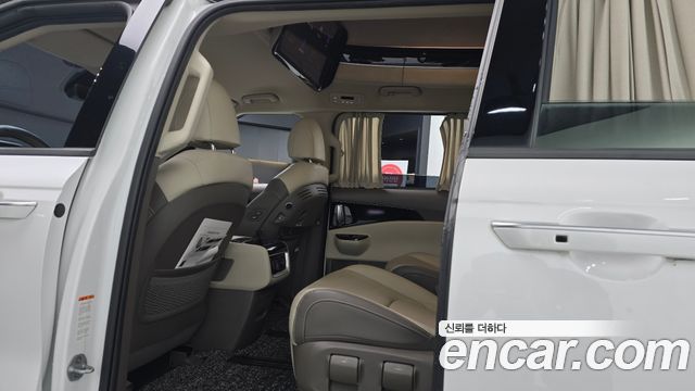 Kia Canival 2022 — photo 12
