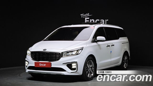 Kia Canival 2019 — photo 1