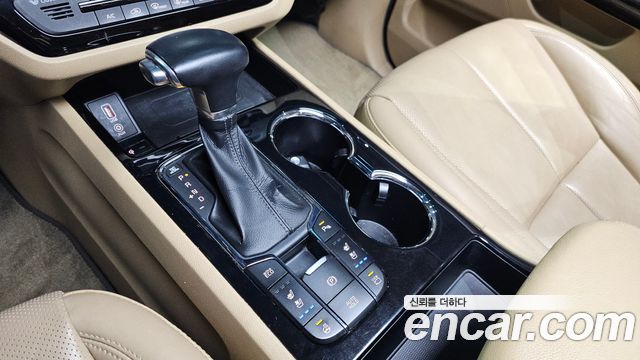 Kia Canival 2019 — photo 9