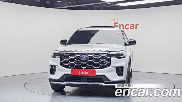 Ford Explorer 2025 — photo 3