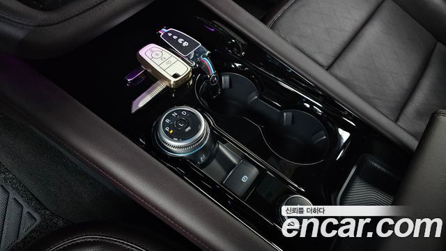 Ford Explorer 2025 — photo 9
