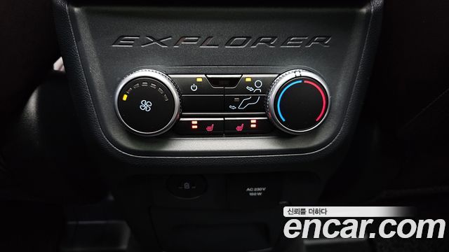Ford Explorer 2025 — photo 18