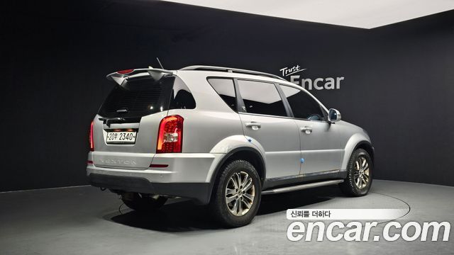 KG Mobility Rexton 2013 — photo 2
