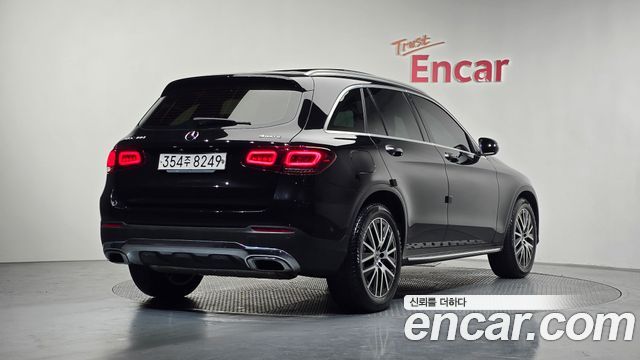 Mercedes-Benz GLC-Class 2021 — photo 2