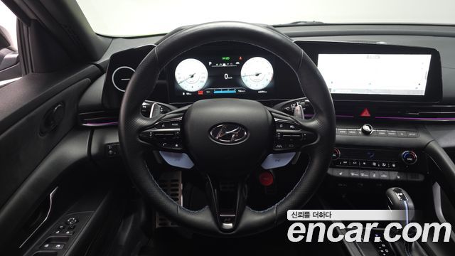 Hyundai AVANTE 2022 — photo 13
