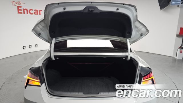 Hyundai AVANTE 2022 — photo 20