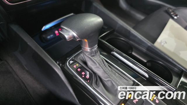 Kia K7 2016 — photo 9