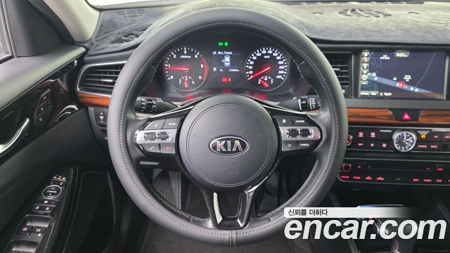 Kia K7 2016 — photo 14