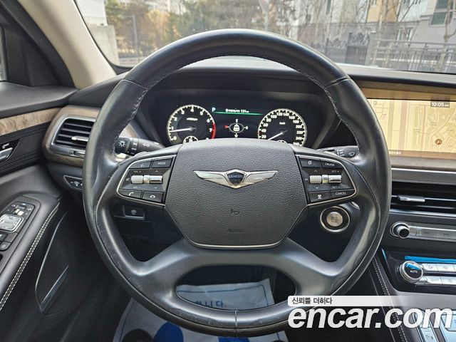 Genesis G90 2019 — photo 11