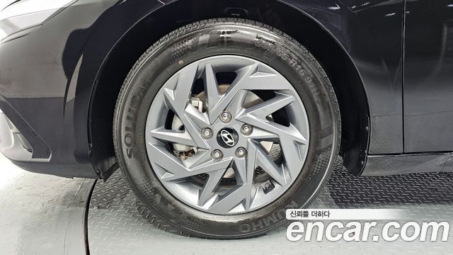 Hyundai AVANTE 2024 — photo 5