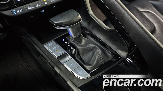 Hyundai AVANTE 2024 — photo 9