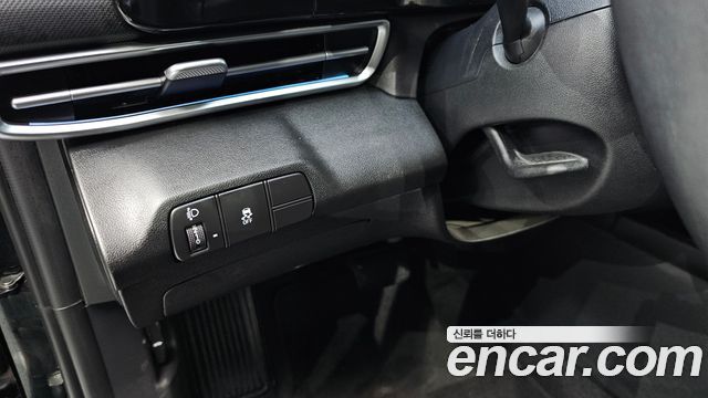 Hyundai AVANTE 2024 — photo 13