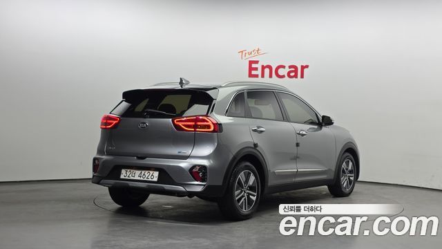 Kia Niro 2020 — photo 2