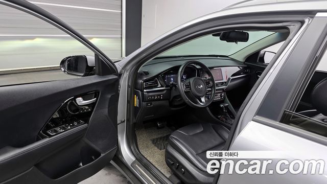 Kia Niro 2020 — photo 10