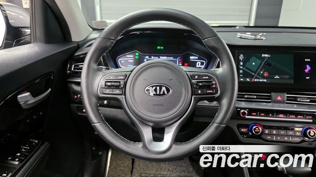 Kia Niro 2020 — photo 13