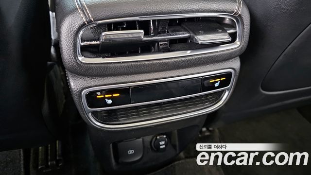 Genesis GV80 2022 — photo 18