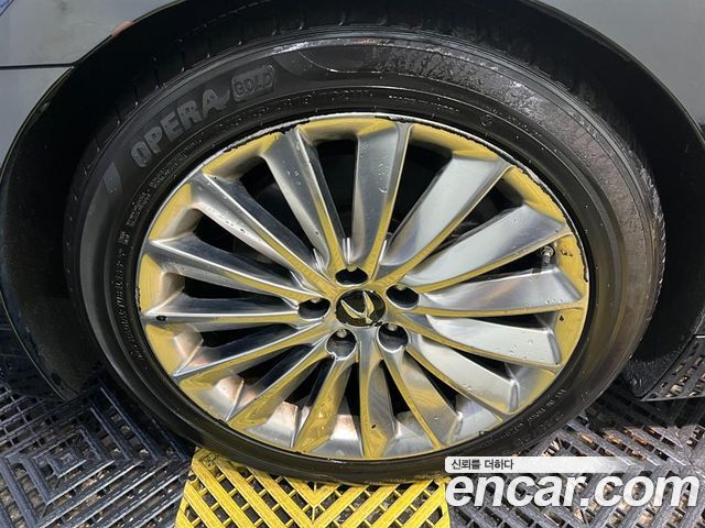 Hyundai Equus 2014 — photo 20