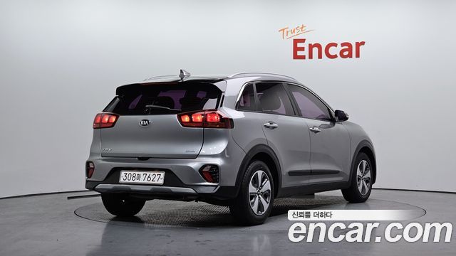 Kia Niro 2020 — photo 2