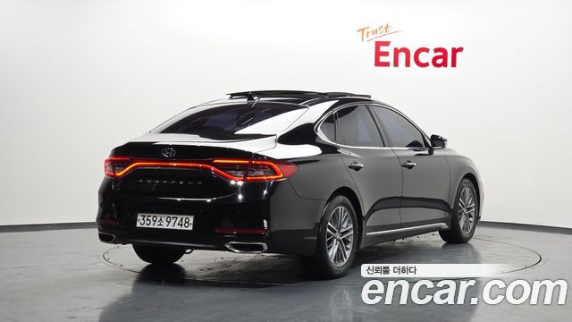 Hyundai Grandeur 2018 — photo 2