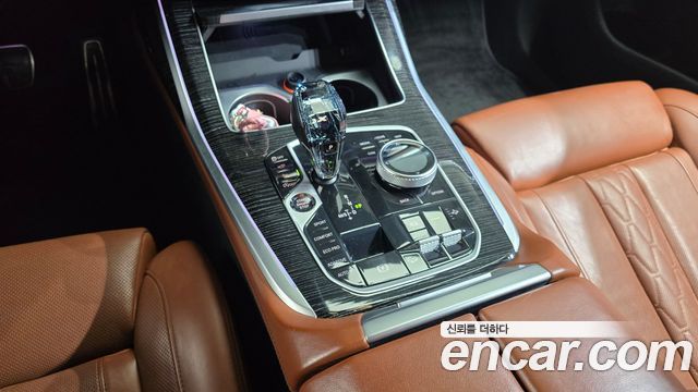 BMW X7 2022 — photo 9