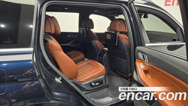 BMW X7 2022 — photo 12