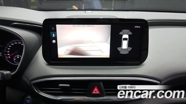 Hyundai Santafe 2023 — photo 15