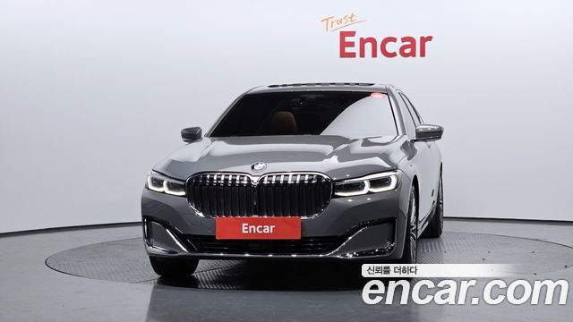 BMW 7-Series 2021 — photo 3