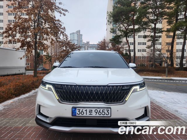 Kia Canival 2022 — photo 1
