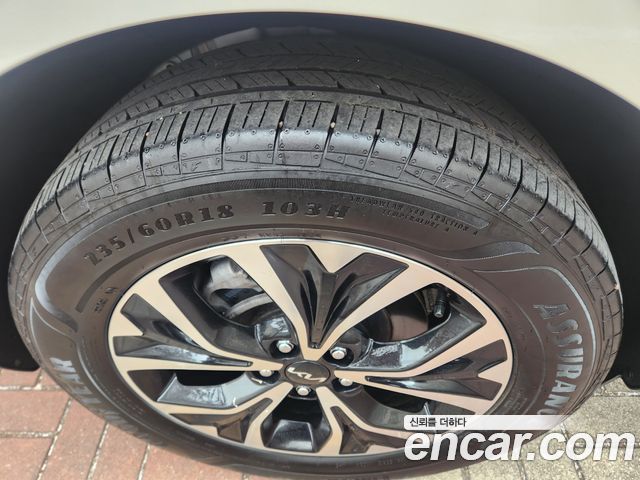 Kia Canival 2022 — photo 6