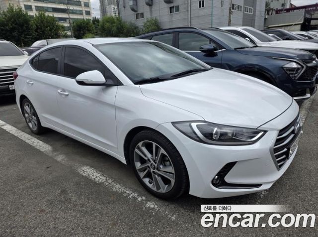 Hyundai AVANTE 2018 — photo 2