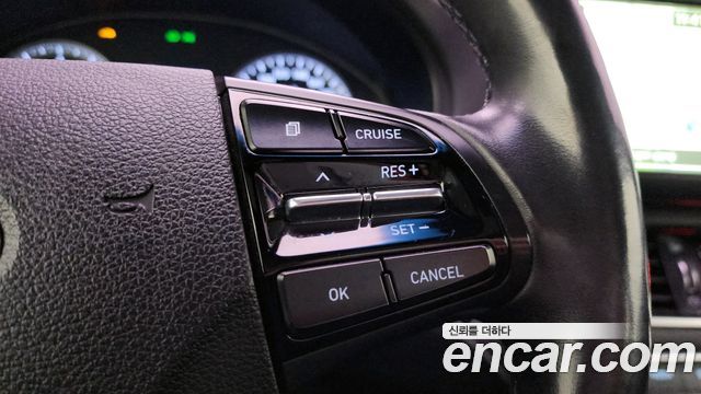Hyundai Grandeur 2018 — photo 18
