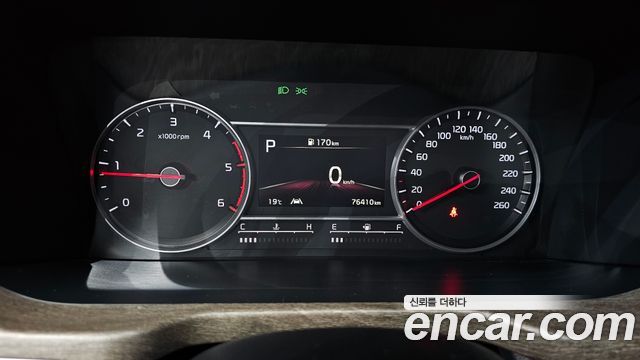 Kia Sorento 2021 — photo 8