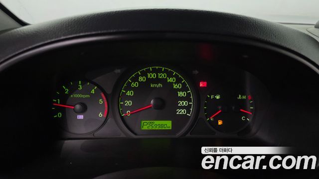 Hyundai Starex 2012 — photo 8