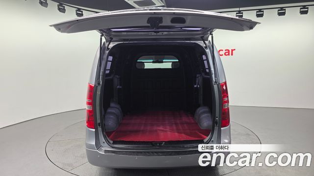 Hyundai Starex 2012 — photo 20