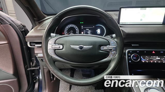 Genesis GV80 2023 — photo 13