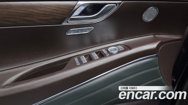 Genesis GV80 2023 — photo 14