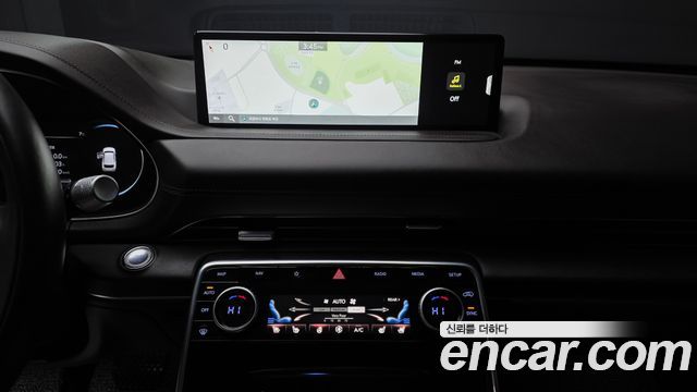 Genesis GV80 2023 — photo 15