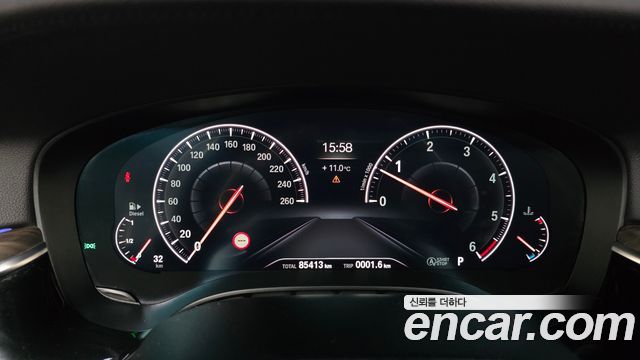 BMW Gran Turismo 2019 — photo 8